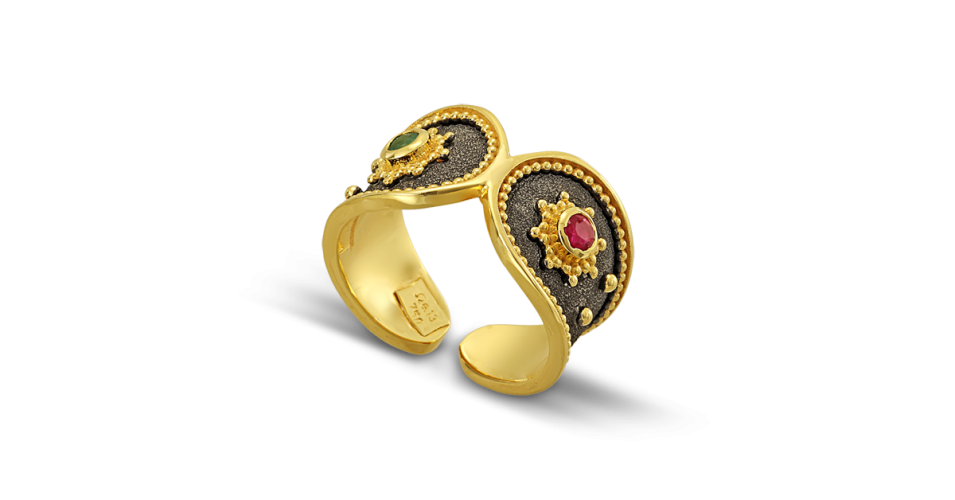 Byzantine Ring with Ruby and Emerald